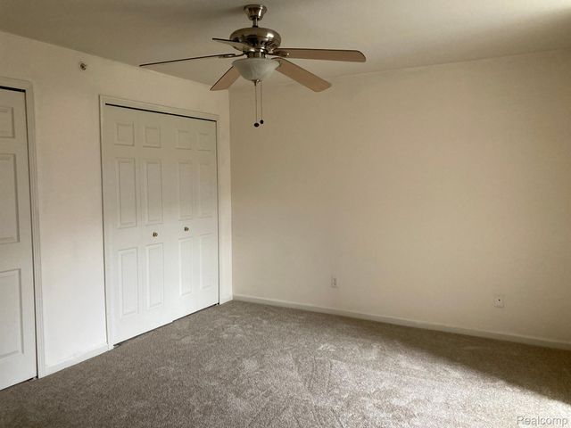 10105 W MIDWAY, Commerce Charter Township, MI 48390