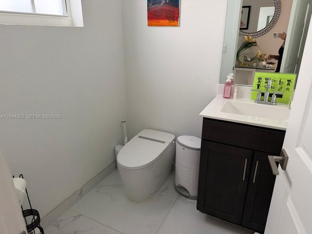 827 SE 18th St 827, Homestead, FL 33034
