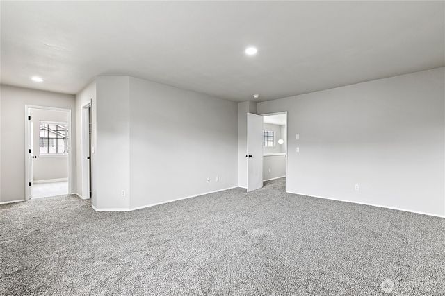 5204 79th Street W, Lakewood, WA 98499