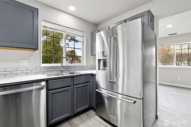 5204 79th Street W, Lakewood, WA 98499