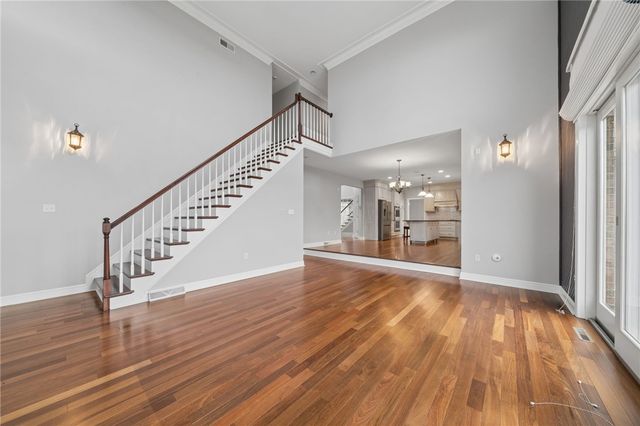 805 Saddleback Ct, Hempfield Twp, PA 15601