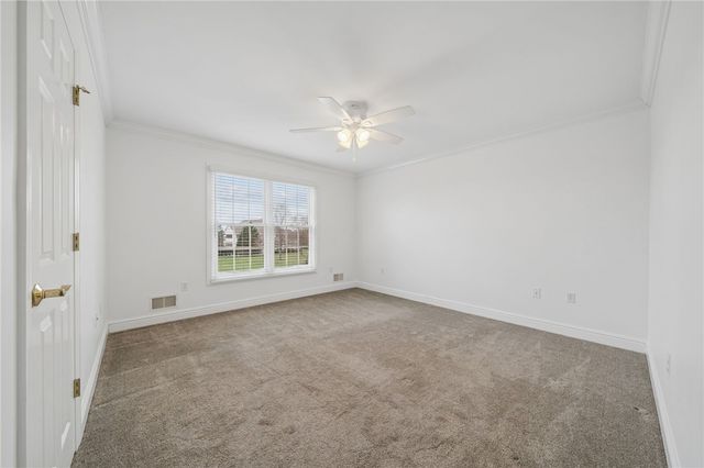 805 Saddleback Ct, Hempfield Twp, PA 15601