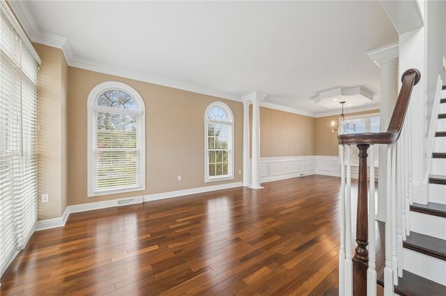805 Saddleback Ct, Hempfield Twp, PA 15601