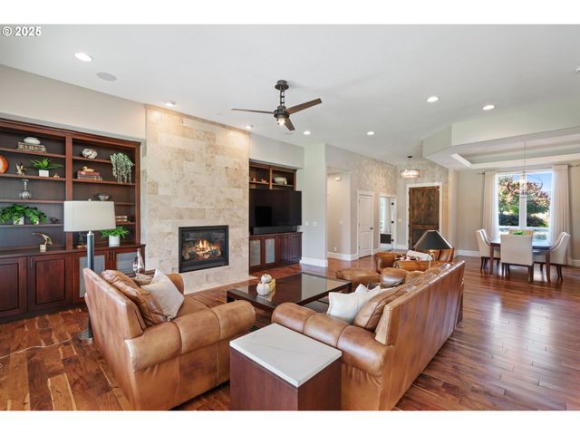 1613 Sw 25TH Cir, Battle Ground, WA 98604