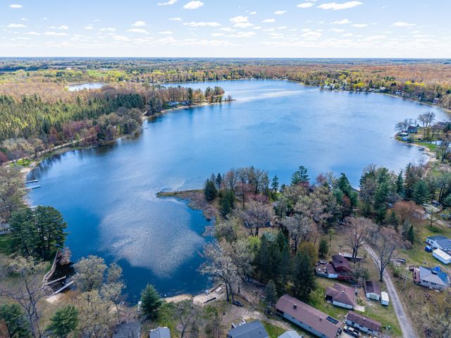 4625 Lake Resort, Sage Twp, MI 48624