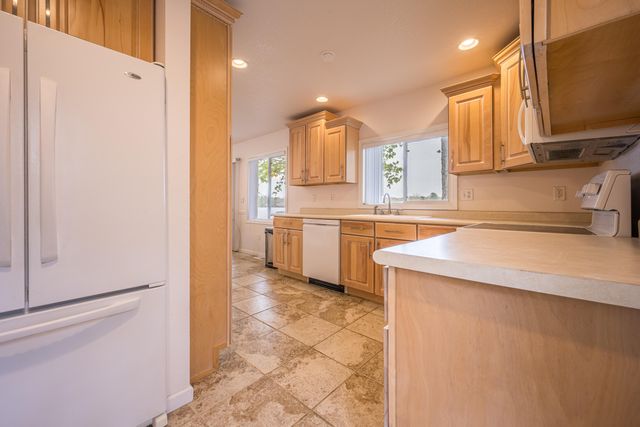 4625 Lake Resort, Sage Twp, MI 48624