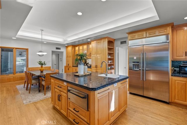 19200 Ballinger, Northridge, CA 91324