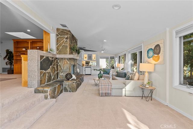 19200 Ballinger, Northridge, CA 91324