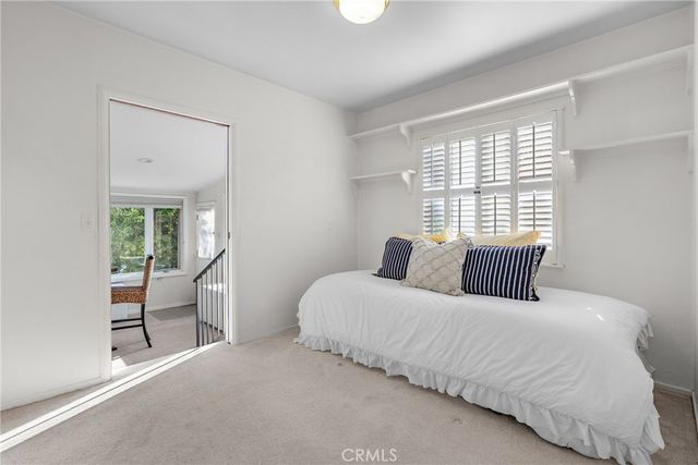 19200 Ballinger, Northridge, CA 91324