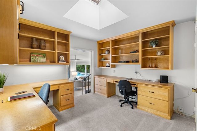 19200 Ballinger, Northridge, CA 91324