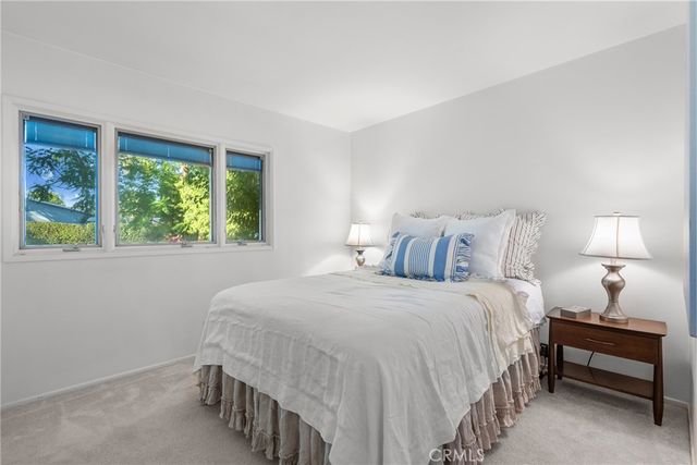 19200 Ballinger, Northridge, CA 91324