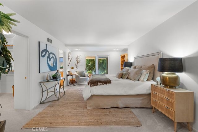 19200 Ballinger, Northridge, CA 91324