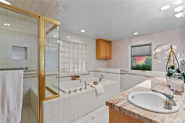 19200 Ballinger, Northridge, CA 91324