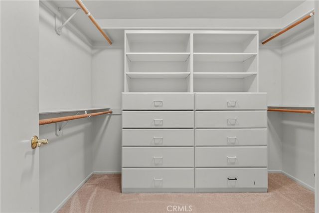 19200 Ballinger, Northridge, CA 91324