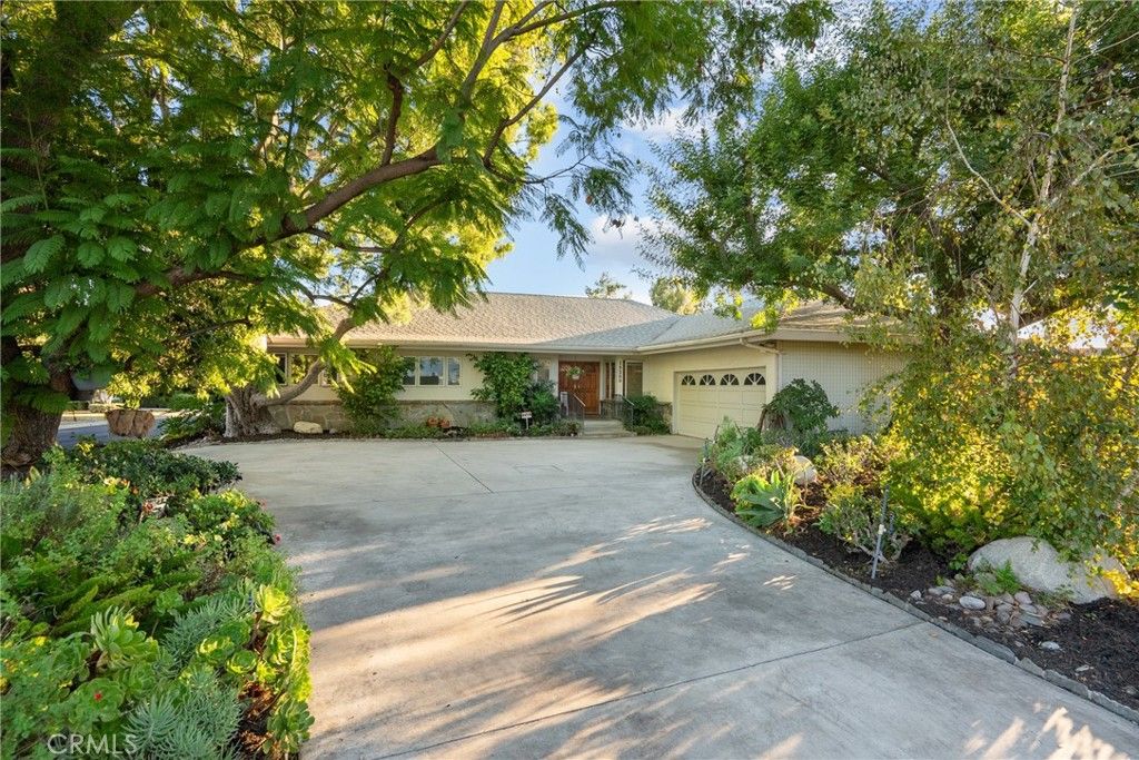 19200 Ballinger, Northridge, CA 91324