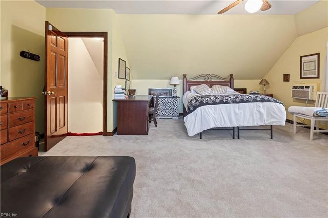 2320 Haversham CLS, Virginia Beach, VA 23454