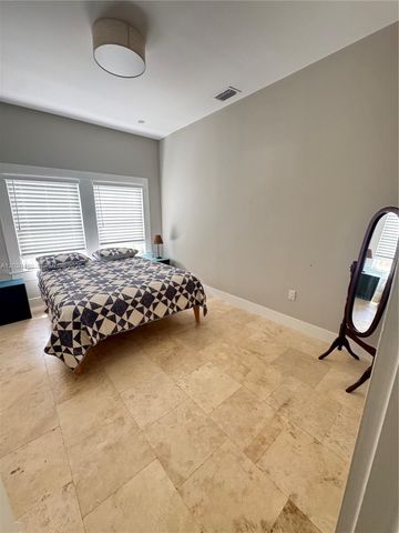 2434 SW 15th Street 2434, Miami, FL 33145