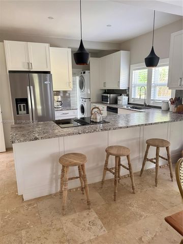 2434 SW 15th Street 2434, Miami, FL 33145