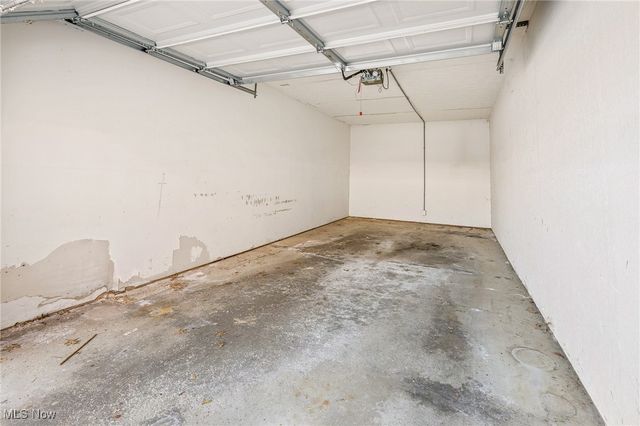 1134 W Maple Street, North Canton, OH 44720