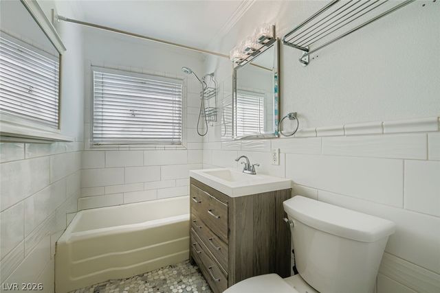 1711 South 6th Street, Las Vegas, NV 89104