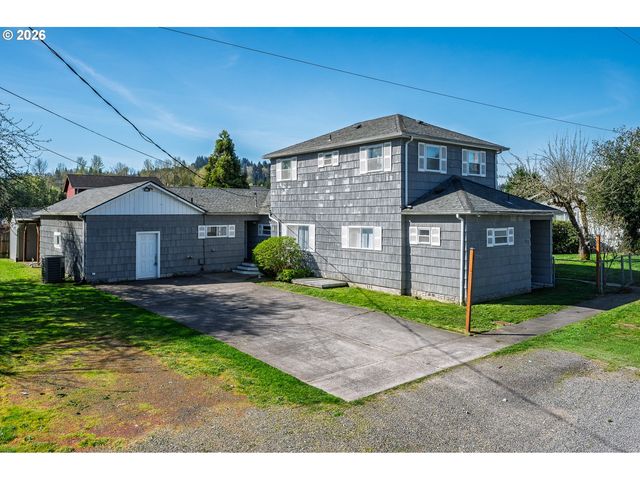 137 ADEN St Sw, Castle Rock, WA 98611
