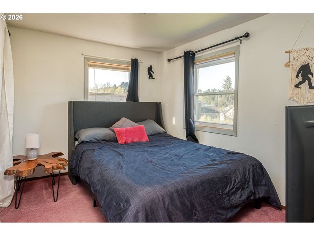 137 ADEN St Sw, Castle Rock, WA 98611