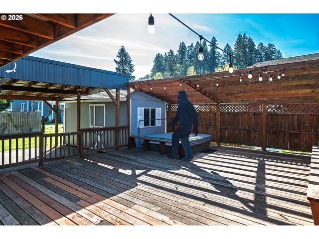 137 ADEN St Sw, Castle Rock, WA 98611