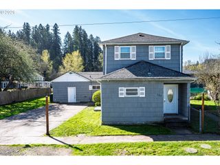 137 ADEN St Sw, Castle Rock, WA 98611