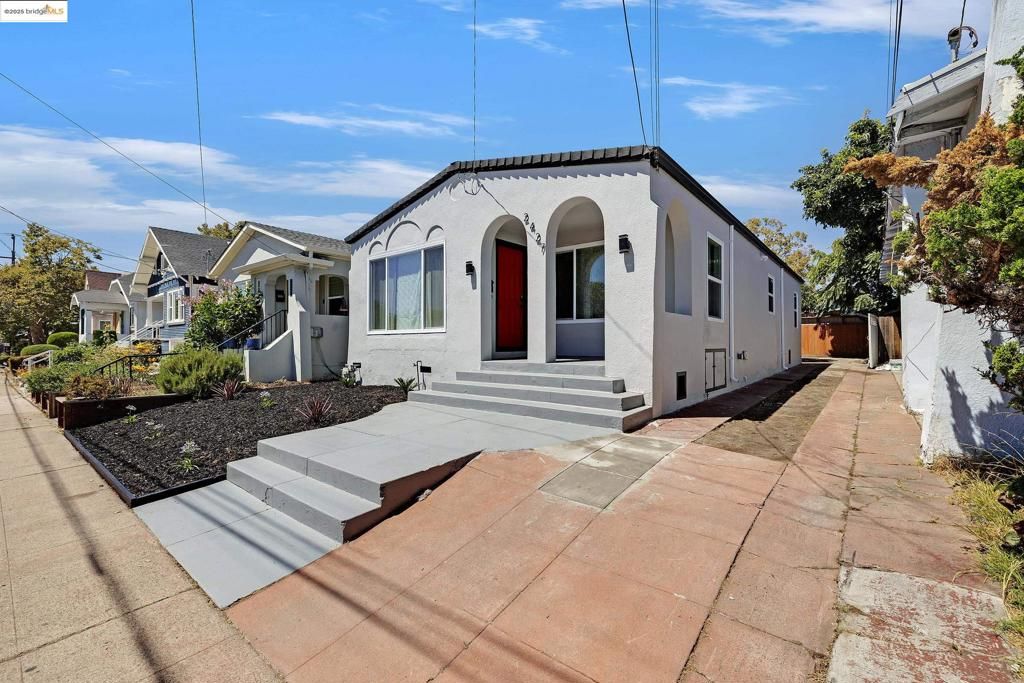 Image 1 of property listing at 2427 67th Ave, Oakland, CA 94605
