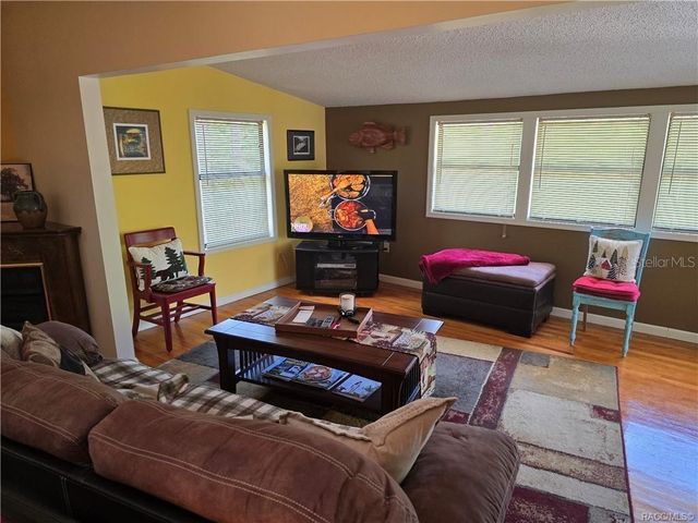 9160 W KINGSTON DRIVE, Homosassa, FL 34448
