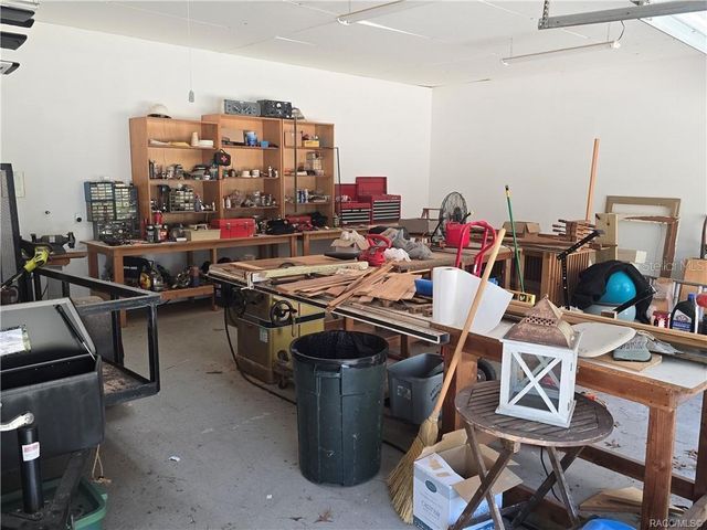9160 W KINGSTON DRIVE, Homosassa, FL 34448
