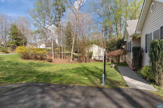 3 BROUGHAM RD, Palmyra, VA 22963