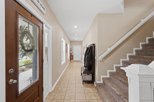 16263 S Seymour Road, Linden, MI 48451