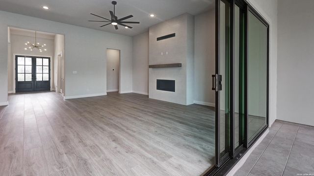 351 Bobs Cove, Castroville, TX 78009