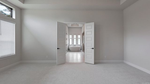 351 Bobs Cove, Castroville, TX 78009