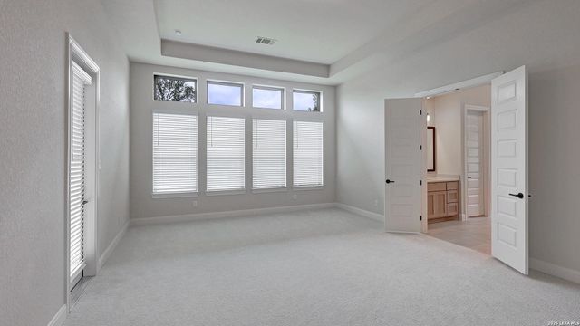 351 Bobs Cove, Castroville, TX 78009