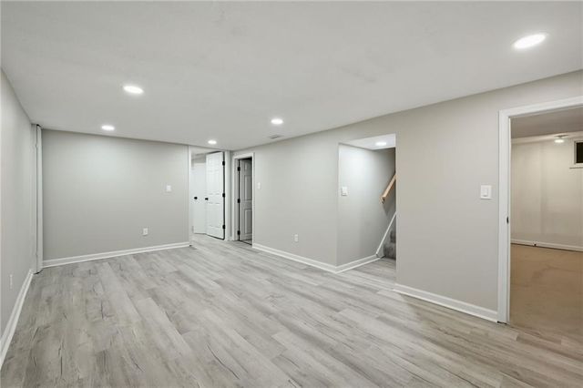 705 NE Darwin Street, Lee's Summit, MO 64063