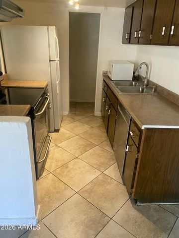 4056 W MESQUITE Lane, Phoenix, AZ 85019