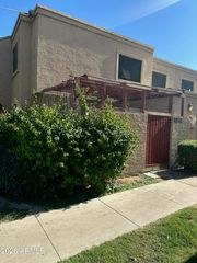 4056 W MESQUITE Lane, Phoenix, AZ 85019