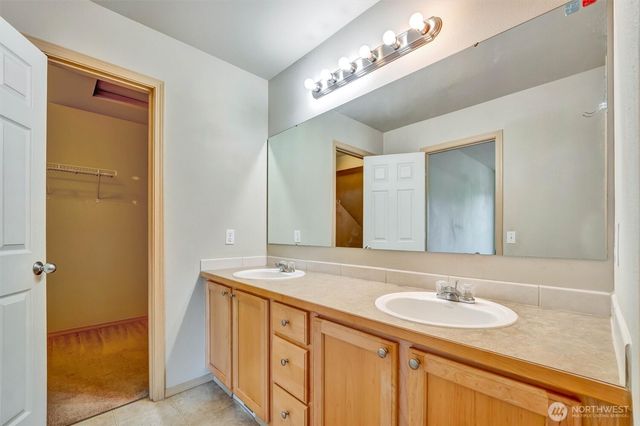 2426 Stafford Way, Bothell, WA 98012