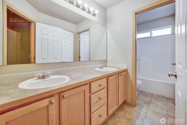 2426 Stafford Way, Bothell, WA 98012