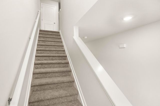 2087 Widgeon Pt, Lebanon, TN 37090