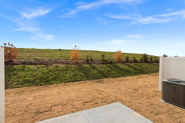 2087 Widgeon Pt, Lebanon, TN 37090