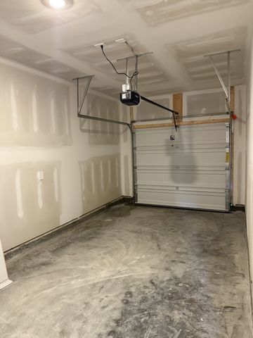 2087 Widgeon Pt, Lebanon, TN 37090