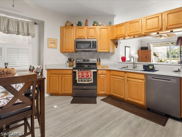 7730 Haverhill CT, Naples, FL 34104