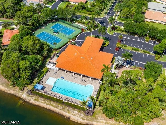 7730 Haverhill CT, Naples, FL 34104