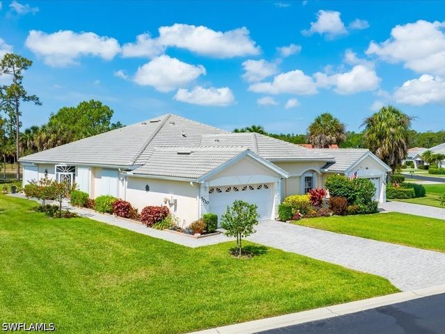 7730 Haverhill CT, Naples, FL 34104