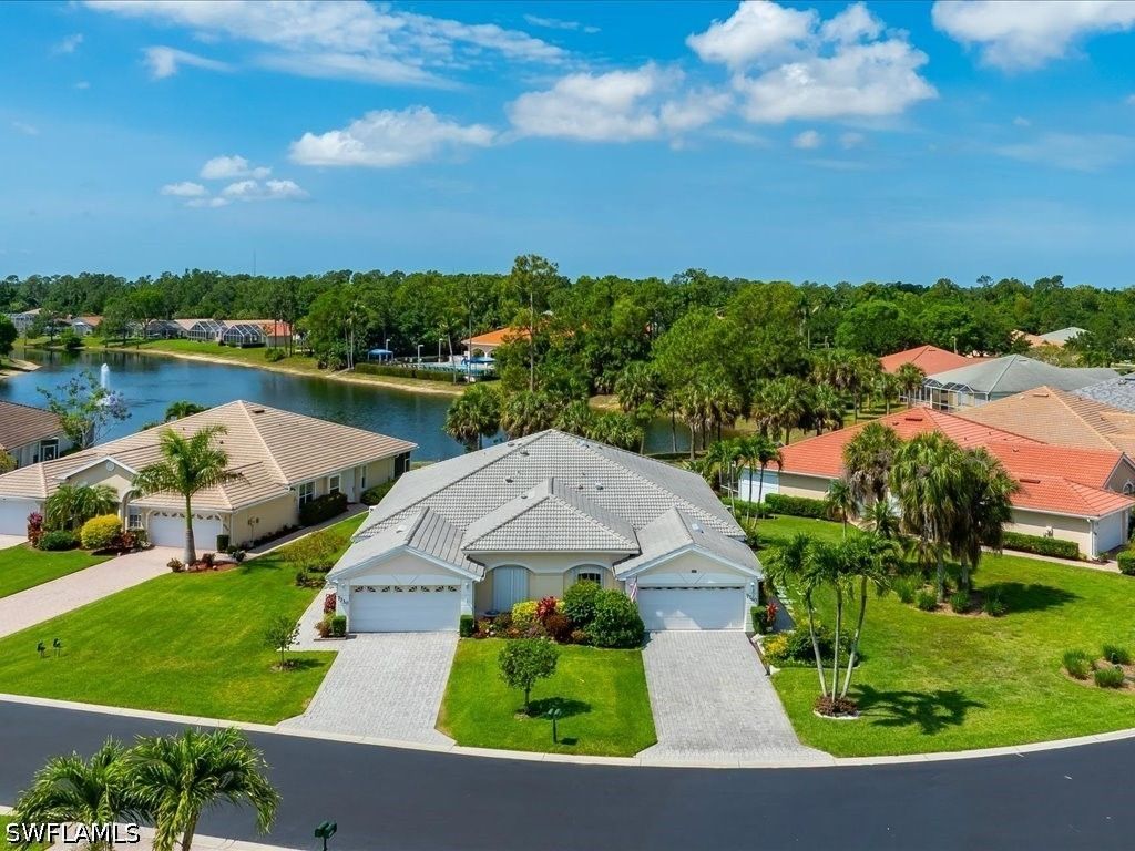 7730 Haverhill CT, Naples, FL 34104