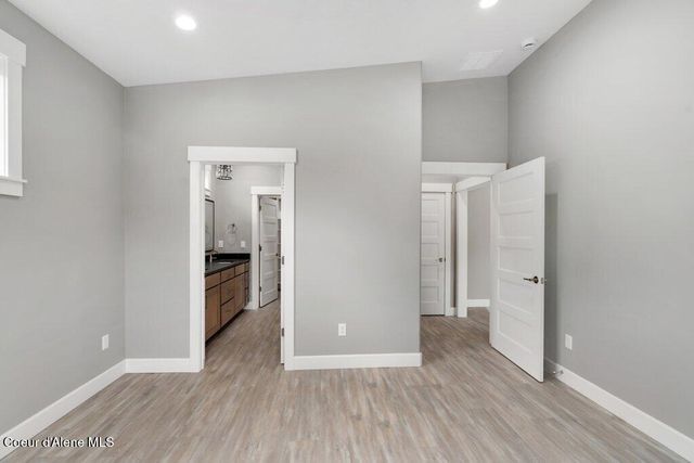 13928 N Rainier LOOP, Rathdrum, ID 83858
