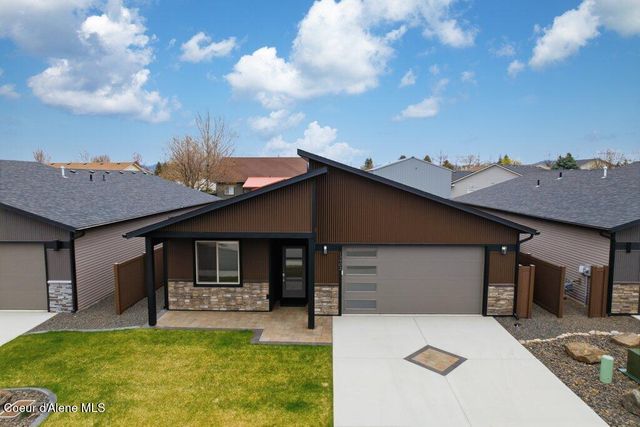 13928 N Rainier LOOP, Rathdrum, ID 83858